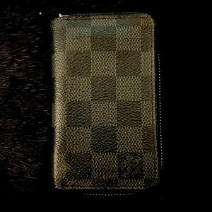 Louis Vuitton Mens Wallet